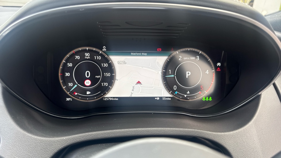 Jaguar E-Pace 2.0 D200 R-Dynamic SE 5dr Auto Diesel Estate - Image 16