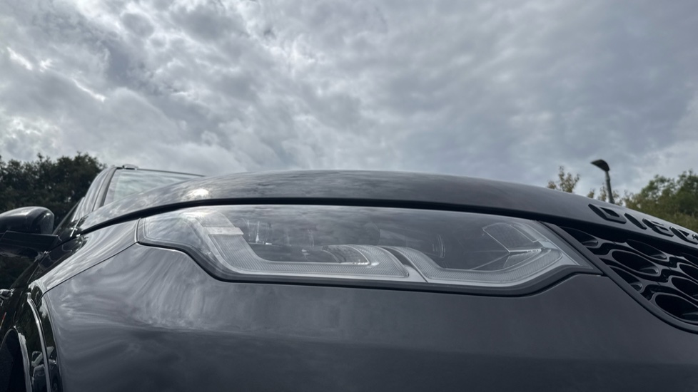 Land Rover Discovery Sport 2.0 D200 Dynamic HSE 5dr Auto [5 Seat] Diesel Station Wagon - Image 17