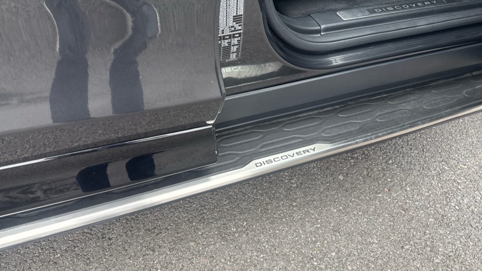 Land Rover Discovery Sport 2.0 D200 Dynamic HSE 5dr Auto [5 Seat] Diesel Station Wagon - Image 31