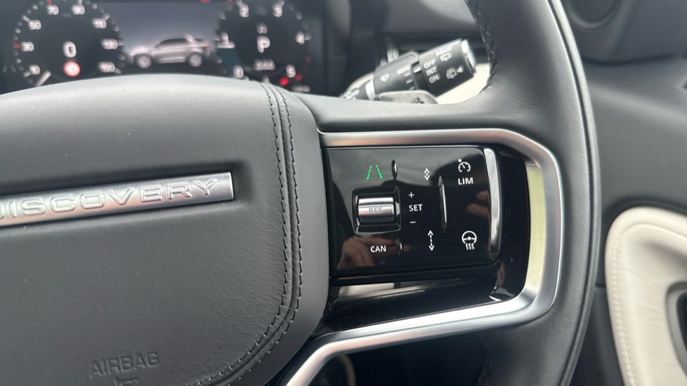 Land Rover Discovery Sport 2.0 D200 Dynamic HSE 5dr Auto [5 Seat] Diesel Station Wagon - Image 50