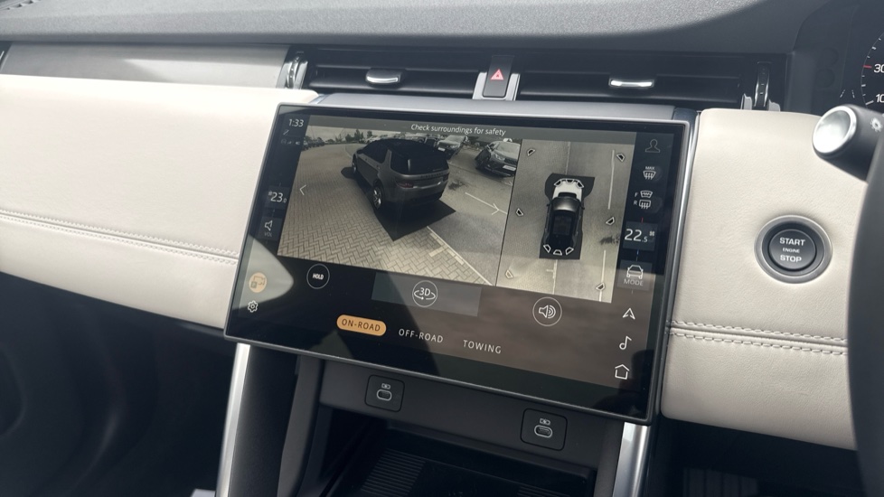Land Rover Discovery Sport 2.0 D200 Dynamic HSE 5dr Auto [5 Seat] Diesel Station Wagon - Image 60
