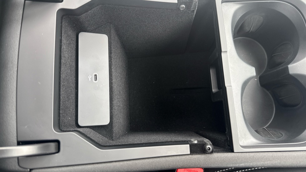 Land Rover Discovery Sport 2.0 D200 Dynamic HSE 5dr Auto [5 Seat] Diesel Station Wagon - Image 70