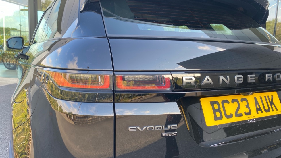 Land Rover Range Rover Evoque 1.5 P300e R-Dynamic S 5dr Auto Hatchback - Image 19