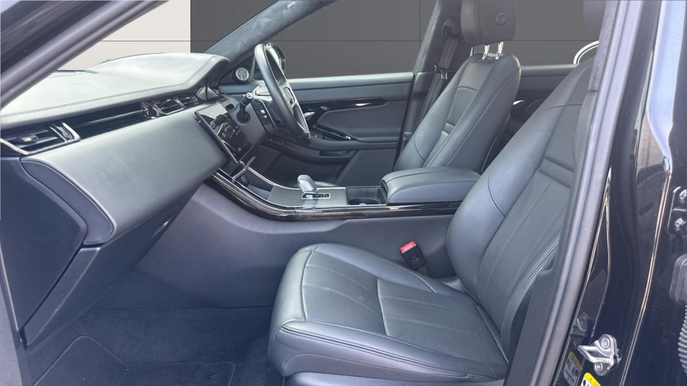 Land Rover Range Rover Evoque 1.5 P300e Autobiography 5dr Auto Hatchback - Image 3