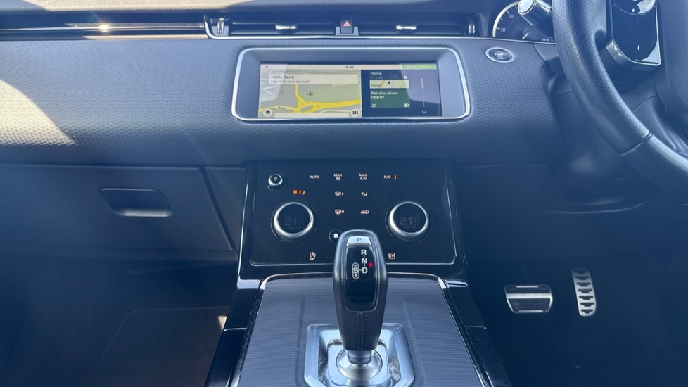 Land Rover Range Rover Evoque 1.5 P300e R-Dynamic S 5dr Auto Hatchback - Image 14