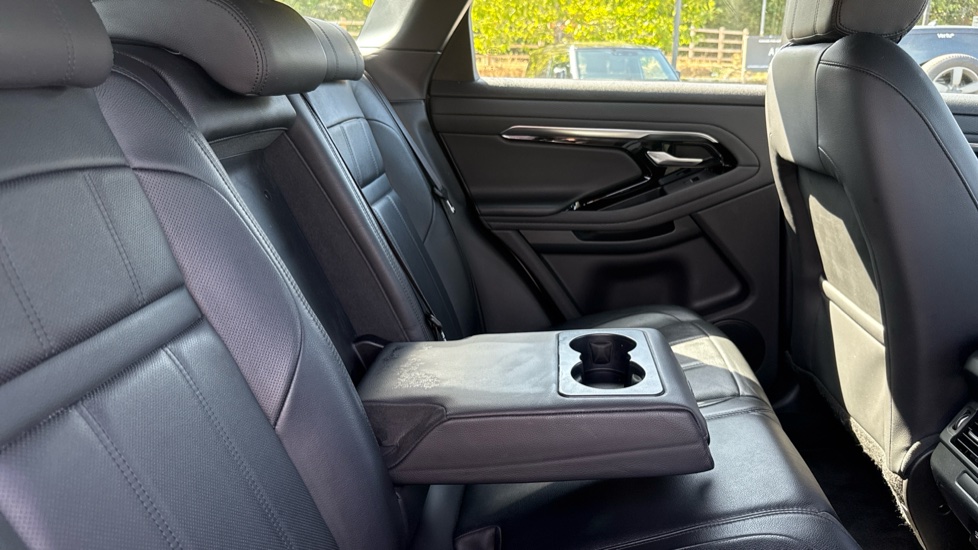 Land Rover Range Rover Evoque 1.5 P300e R-Dynamic S 5dr Auto Hatchback - Image 36
