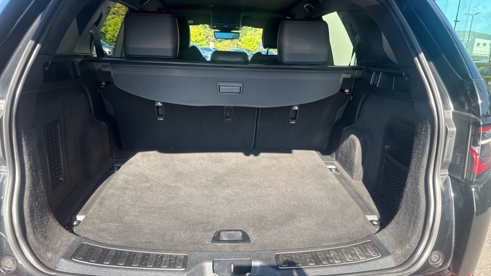 Land Rover Discovery Sport 2.0 D200 Urban Edition 5dr Auto [5 Seat] Diesel Station Wagon - Image 10