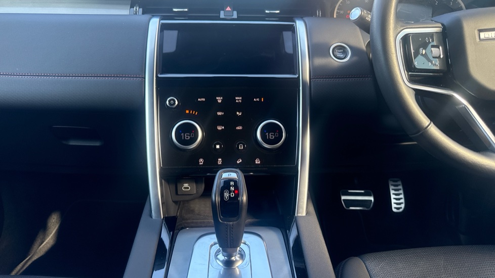 Land Rover Discovery Sport 2.0 D200 Urban Edition 5dr Auto [5 Seat] Diesel Station Wagon - Image 14