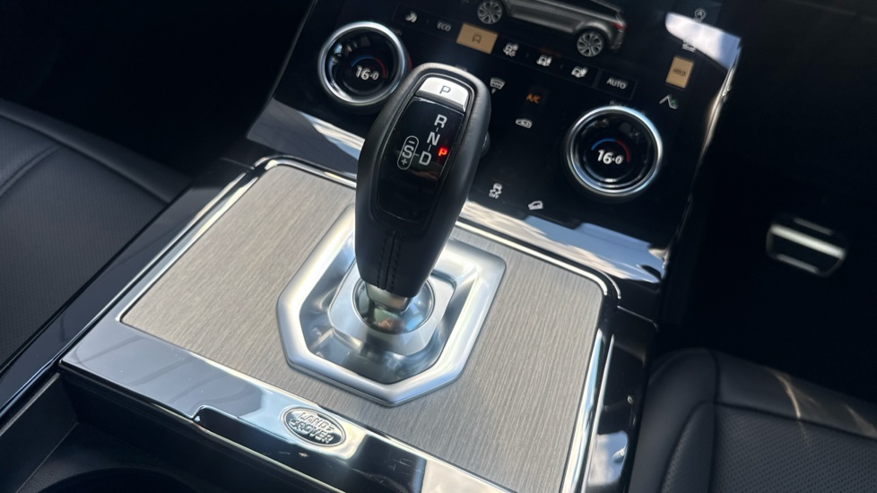 Land Rover Range Rover Evoque 2.0 D200 Autobiography 5dr Auto Diesel Hatchback - Image 13