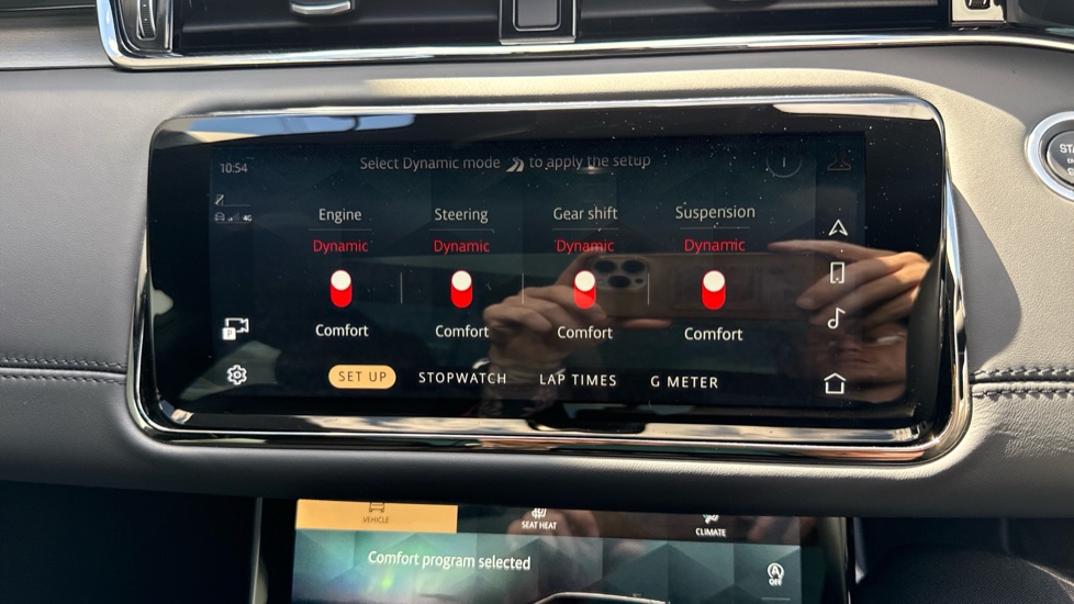 Land Rover Range Rover Evoque 2.0 D200 Autobiography 5dr Auto Diesel Hatchback - Image 38
