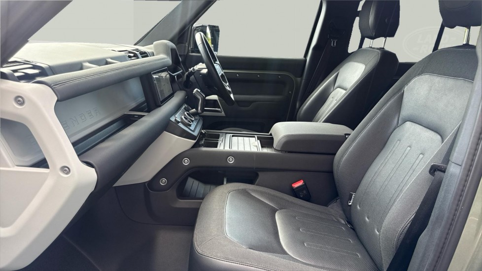 Land Rover Defender 2.0 D240 First Edition 110 5dr Auto [7 Seat] Diesel Estate - Image 3