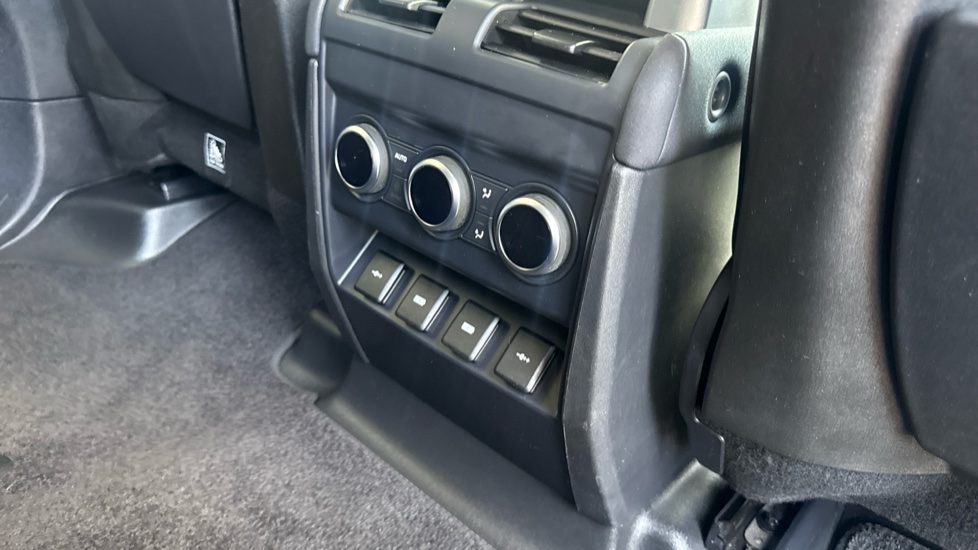 Land Rover Defender 2.0 D240 First Edition 110 5dr Auto [7 Seat] Diesel Estate - Image 18