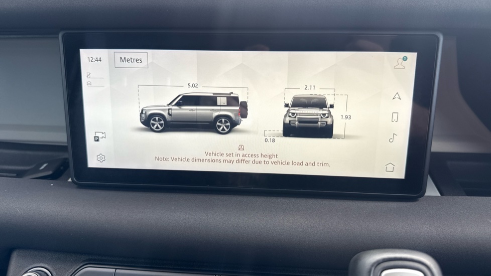 Land Rover Defender 2.0 D240 First Edition 110 5dr Auto [7 Seat] Diesel Estate - Image 36