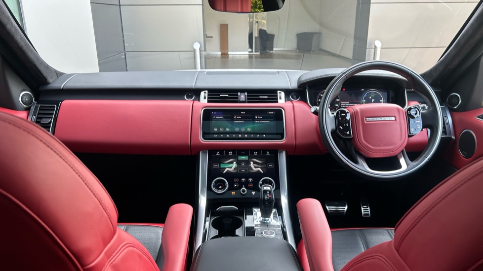 Land Rover Range Rover Sport 2.0 P400e Autobiography Dynamic 5dr Auto Estate - Image 9