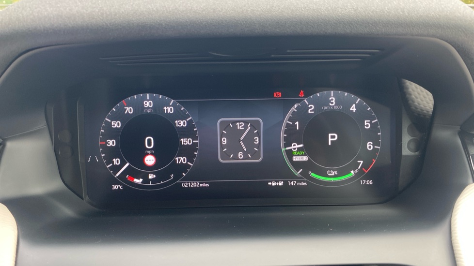 Land Rover Discovery Sport 1.5 P270e Dynamic SE 5dr Auto [5 Seat] Station Wagon - Image 16