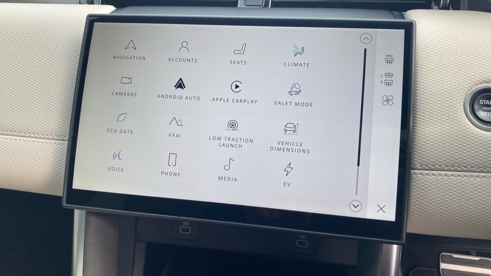 Land Rover Discovery Sport 1.5 P270e Dynamic SE 5dr Auto [5 Seat] Station Wagon - Image 30