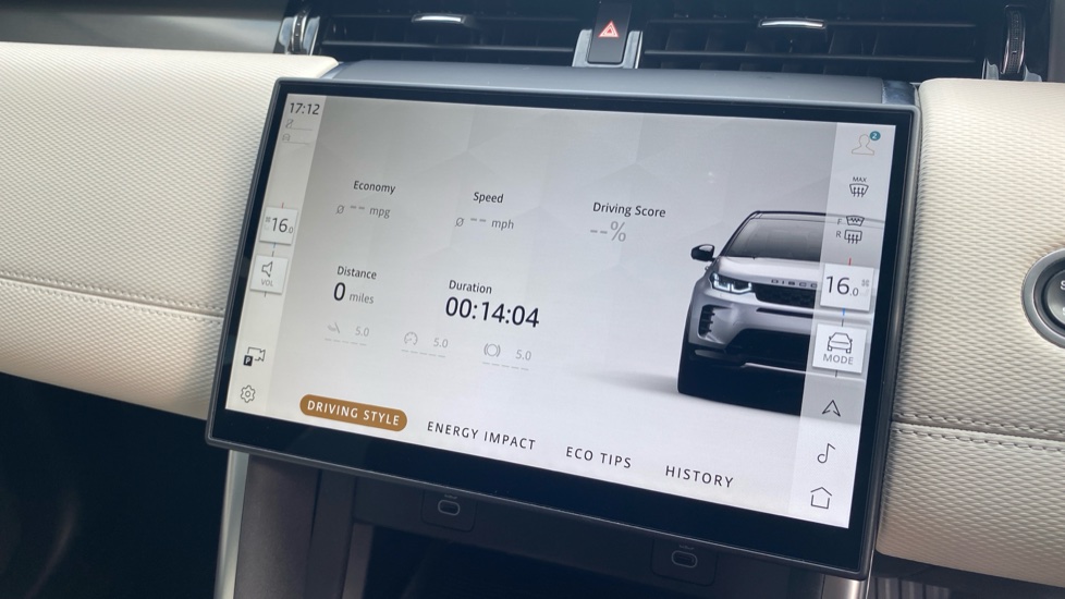 Land Rover Discovery Sport 1.5 P270e Dynamic SE 5dr Auto [5 Seat] Station Wagon - Image 34