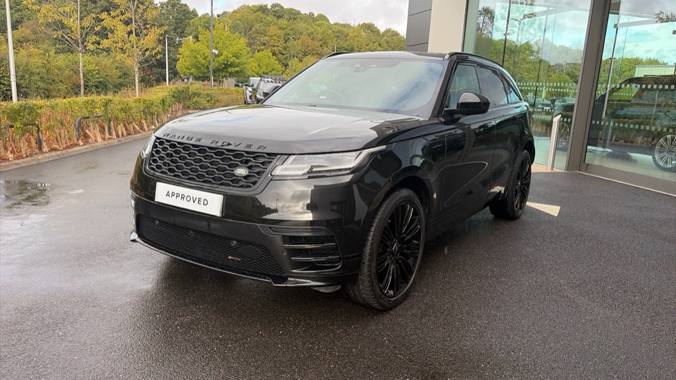 Land Rover Range Rover Velar 3.0 D300 MHEV R-Dynamic SE 5dr Auto Diesel Estate - Image 22