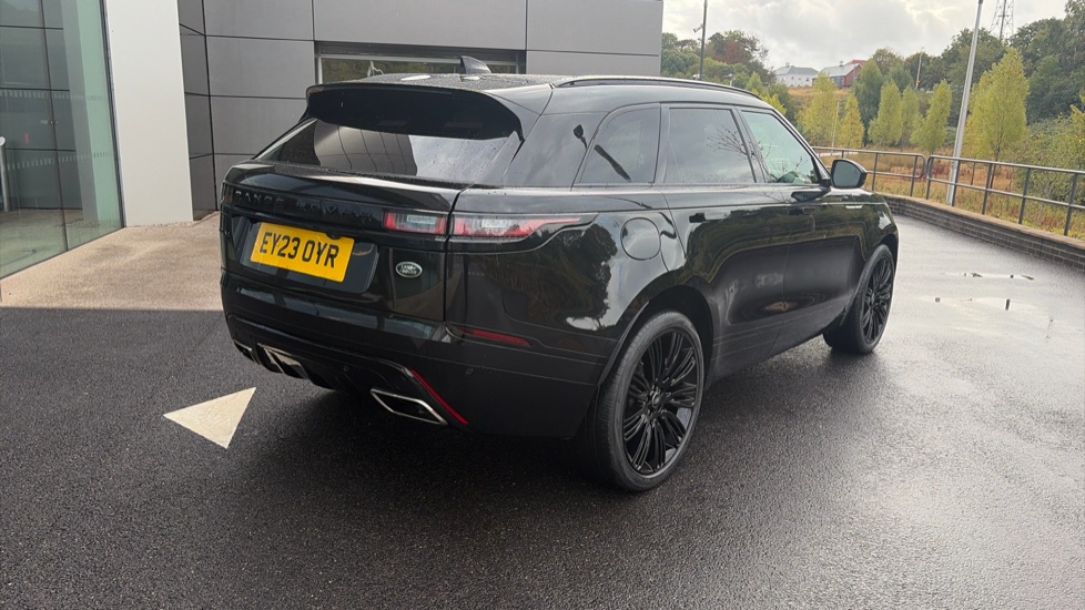 Land Rover Range Rover Velar 3.0 D300 MHEV R-Dynamic SE 5dr Auto Diesel Estate - Image 24