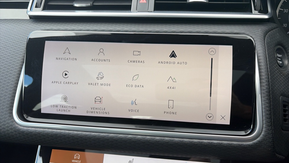 Land Rover Range Rover Velar 3.0 D300 MHEV R-Dynamic SE 5dr Auto Diesel Estate - Image 47