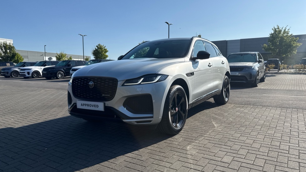 Jaguar F-Pace 2.0 P400e R-Dynamic Black 5dr Auto AWD Estate - Image 20