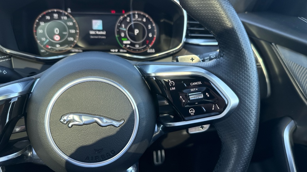 Jaguar F-Pace 2.0 P400e R-Dynamic Black 5dr Auto AWD Estate - Image 39