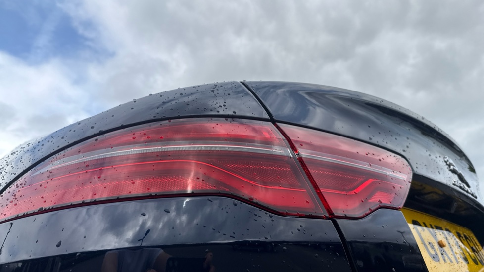 Jaguar XE 2.0 P250 R-Dynamic HSE Black 4dr Auto Petrol Saloon - Image 19