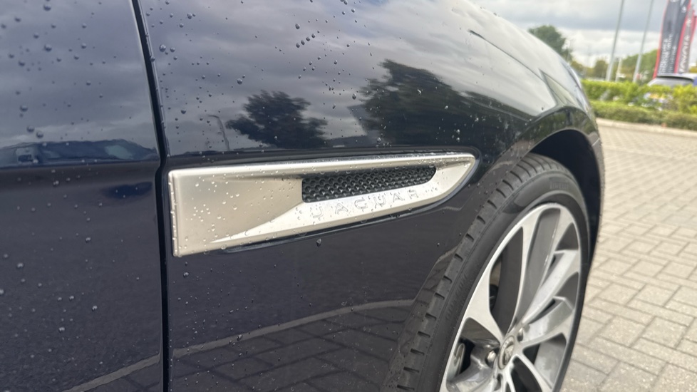 Jaguar XE 2.0 P250 R-Dynamic HSE Black 4dr Auto Petrol Saloon - Image 33