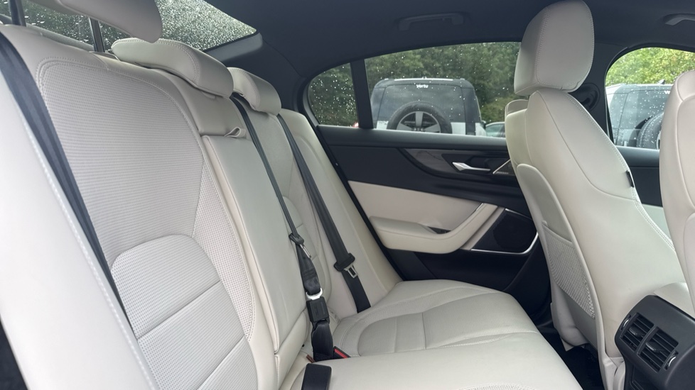 Jaguar XE 2.0 P250 R-Dynamic HSE Black 4dr Auto Petrol Saloon - Image 36