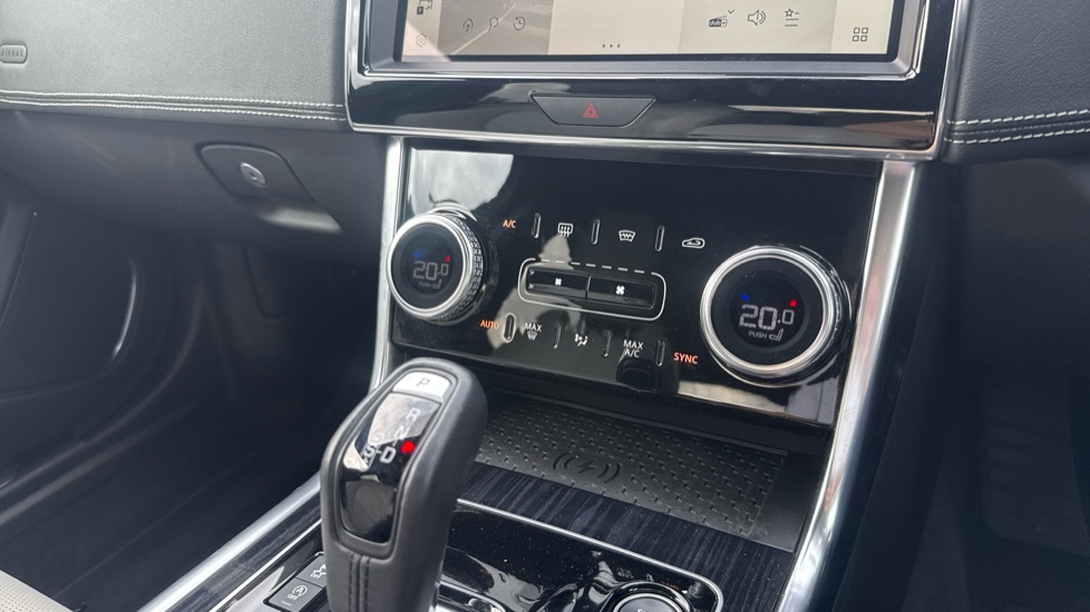 Jaguar XE 2.0 P250 R-Dynamic HSE Black 4dr Auto Petrol Saloon - Image 52