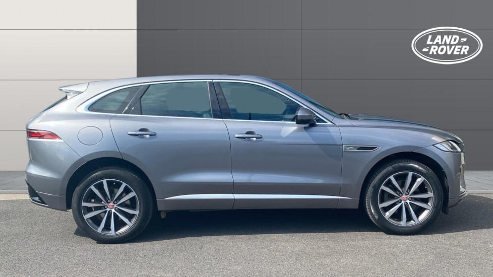 Jaguar F-Pace 2.0 D200 R-Dynamic SE 5dr Auto AWD Diesel Estate - Image 5
