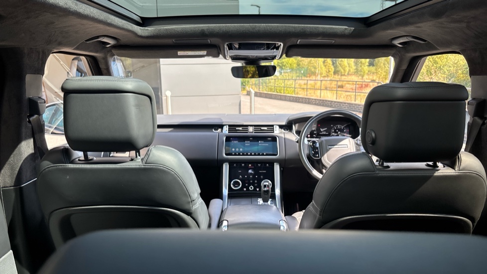 Land Rover Range Rover Sport 3.0 P400 HST 5dr Auto Petrol Estate - Image 29