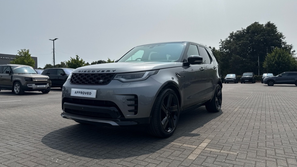 Land Rover Discovery 3.0 D300 Dynamic HSE 5dr Auto Diesel Station Wagon - Image 23