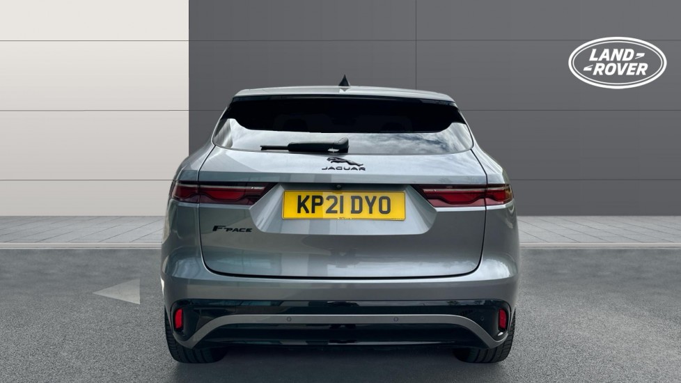 Jaguar F-Pace 2.0 D200 R-Dynamic HSE 5dr Auto AWD Diesel Estate - Image 6
