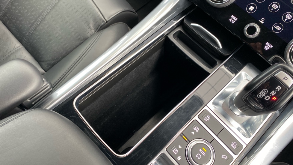 Land Rover Range Rover Sport 3.0 D300 Autobiography Dynamic 5dr Auto Diesel Estate - Image 45