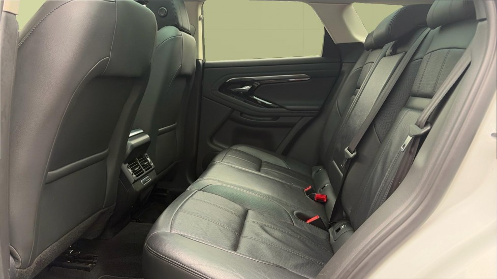 Land Rover Range Rover Evoque 2.0 D165 SE 5dr Auto Diesel Hatchback - Image 4
