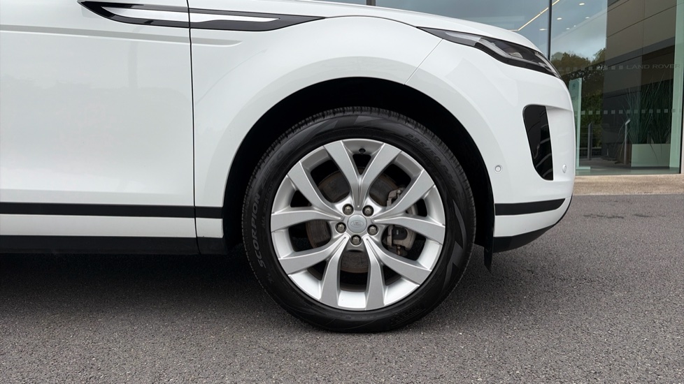Land Rover Range Rover Evoque 2.0 D165 SE 5dr Auto Diesel Hatchback - Image 8