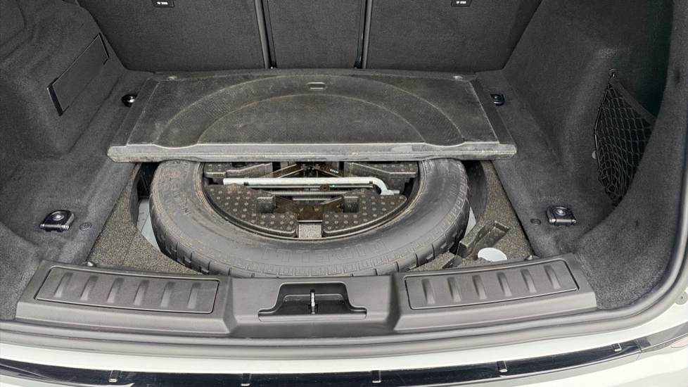 Land Rover Range Rover Evoque 2.0 D165 SE 5dr Auto Diesel Hatchback - Image 34
