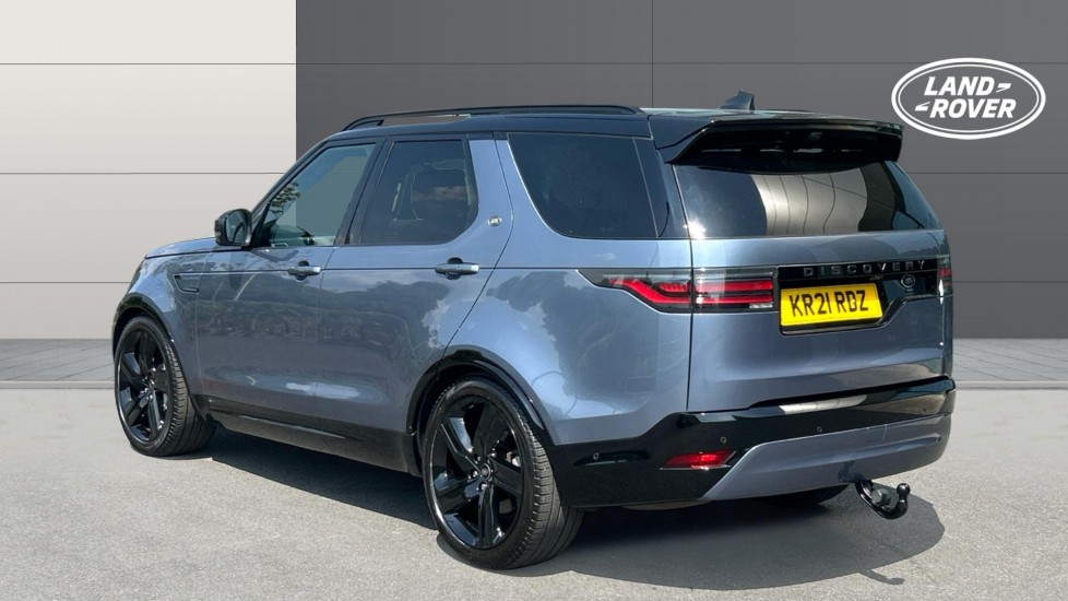 Land Rover Discovery 3.0 D300 R-Dynamic HSE 5dr Auto Diesel Station Wagon - Image 2