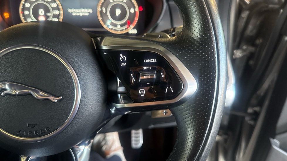 Jaguar E-Pace 2.0 D200 R-Dynamic HSE 5dr Auto Diesel Estate - Image 26