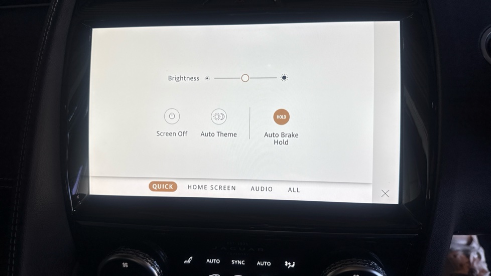 Jaguar E-Pace 2.0 D200 R-Dynamic HSE 5dr Auto Diesel Estate - Image 33