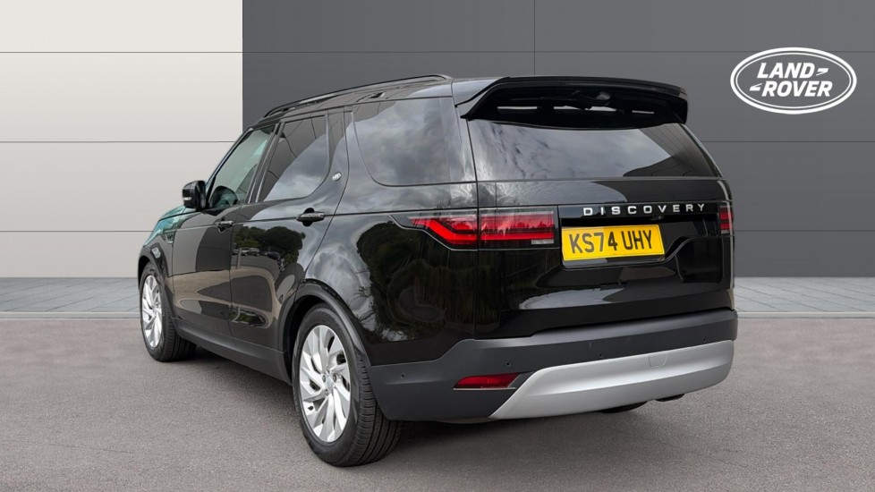 Land Rover Discovery 3.0 D350 S 5dr Auto Diesel Station Wagon - Image 2