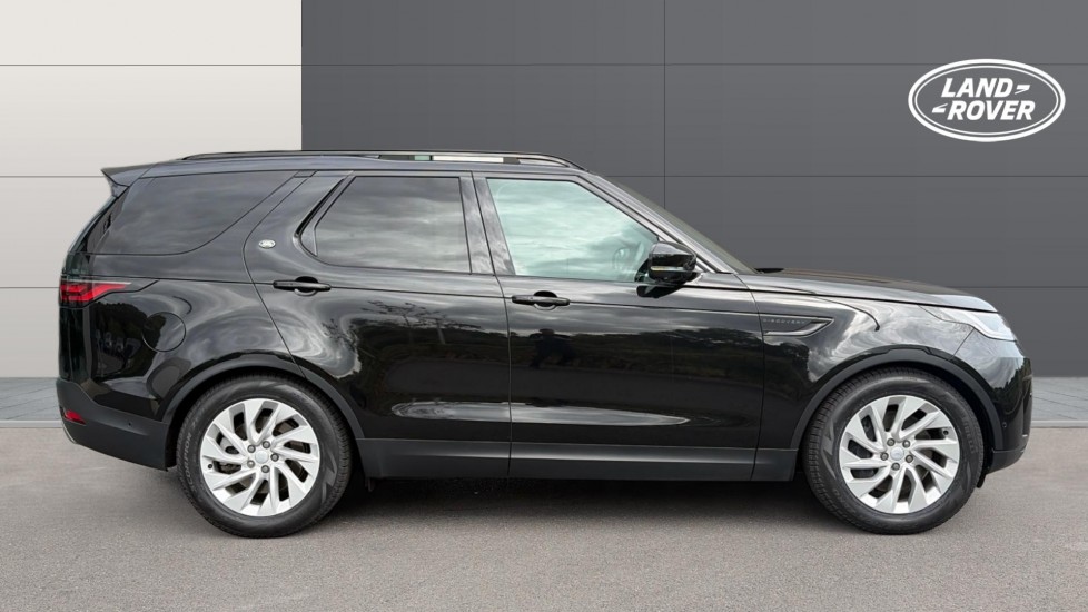 Land Rover Discovery 3.0 D350 S 5dr Auto Diesel Station Wagon - Image 5