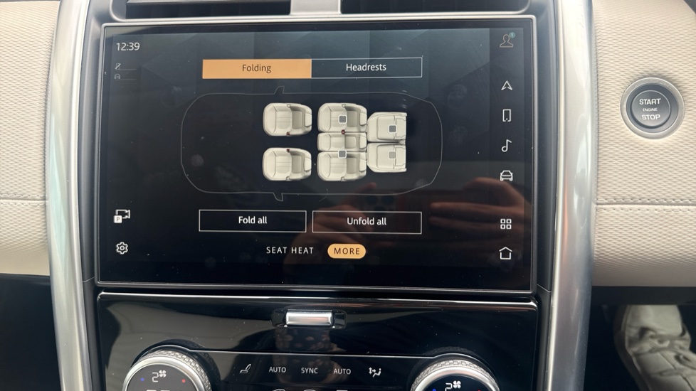 Land Rover Discovery 3.0 D350 Dynamic HSE 5dr Auto Diesel Station Wagon - Image 41
