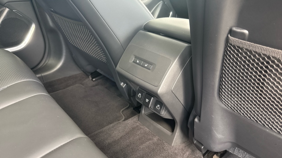 Jaguar I-Pace 294kW EV400 HSE Black 90kWh 5dr Auto 11kW Charger Electric Estate - Image 18