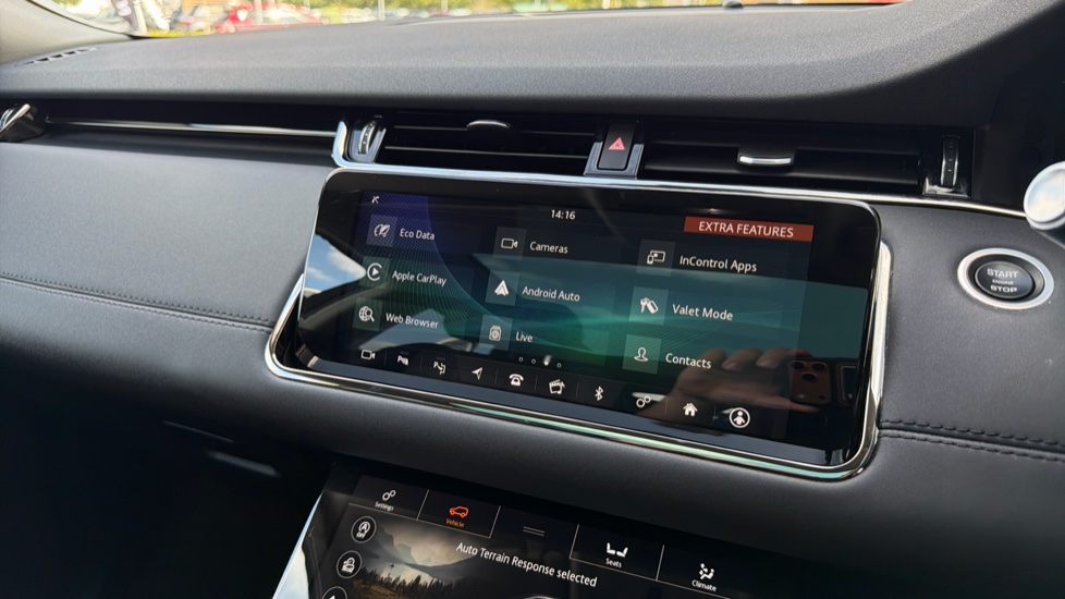 Land Rover Range Rover Evoque 2.0 P250 R-Dynamic SE 5dr Auto Petrol Hatchback - Image 38