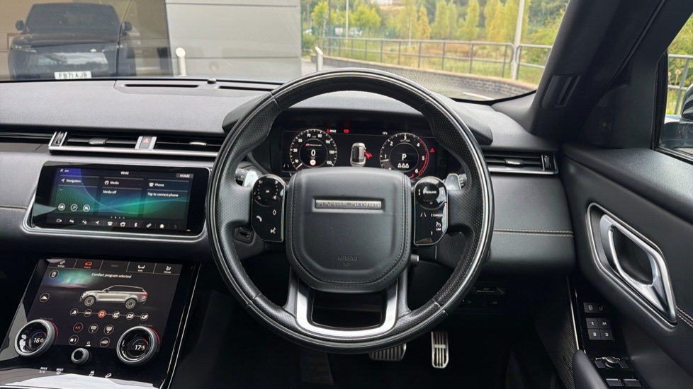 Land Rover Range Rover Velar 2.0 D180 R-Dynamic HSE 5dr Auto Diesel Estate - Image 15