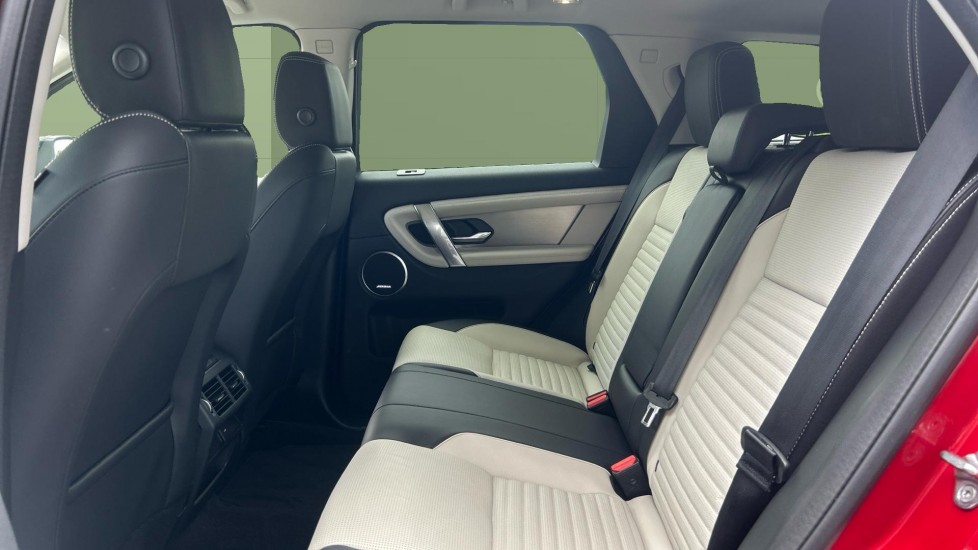 Land Rover Discovery Sport 2.0 D200 Urban Edition 5dr Auto [5 Seat] Diesel Station Wagon - Image 4