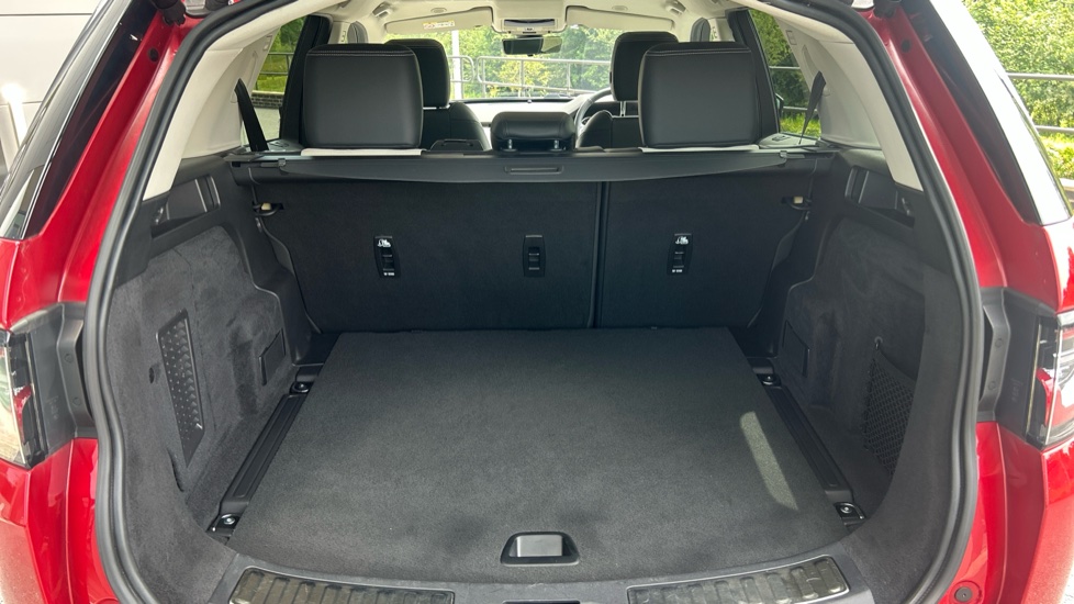 Land Rover Discovery Sport 2.0 D200 Urban Edition 5dr Auto [5 Seat] Diesel Station Wagon - Image 10
