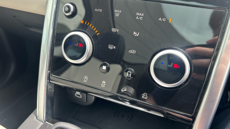 Land Rover Discovery Sport 2.0 D200 Urban Edition 5dr Auto [5 Seat] Diesel Station Wagon - Image 49